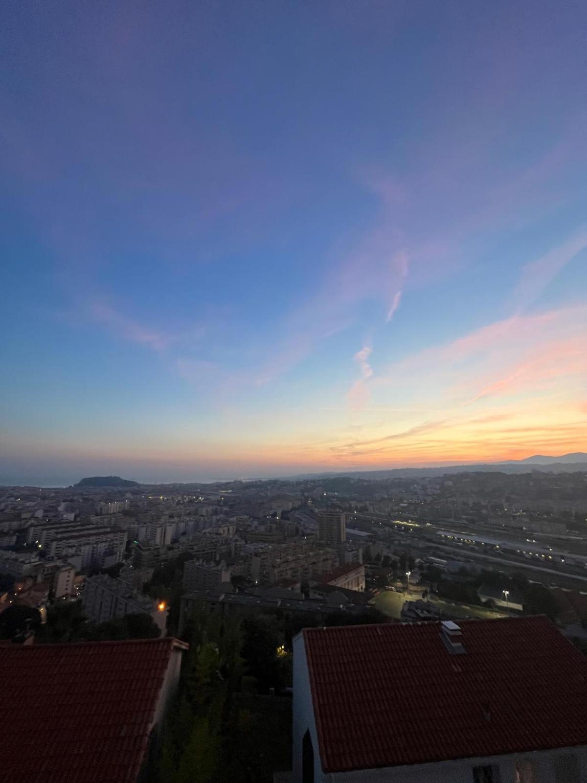 View Nice